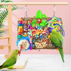 KATUMO natural bamboo decor emphasizes safe, engaging habitat aesthetics.
