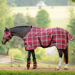 Kensington Surefit sheet shows adjustable leg straps for a secure, customizable fit.
