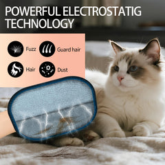 Kivori gloves feature soft, skin-friendly fabric for soothing pet grooming