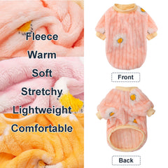 Kyaringtso warm-soft fabric close-up highlights lightweight comfort on chilly days.