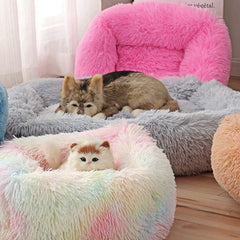 La La Pet Donut Bed pink interior cushion adds cozy nest for naps.