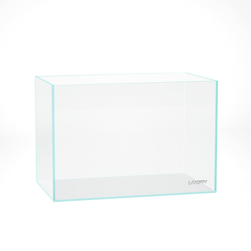 Landen 45P front view shows bezel-less rimless tank for immersive viewing.