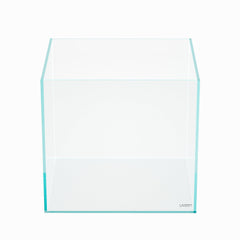 LANDEN cube tank front view shows a modern rimless frame for clean aquascapes.