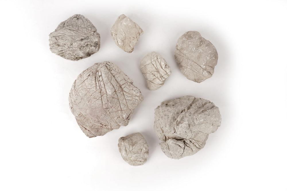 LANDEN Elephant Skin Stone texture close-up highlights natural ridges for authentic aquarium décor