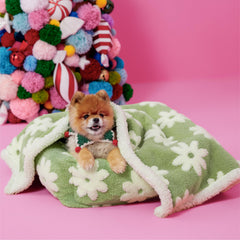 LE SURE small-dog blanket with soft sherpa fleece for snug naps.