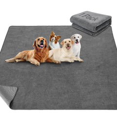 LOOBANI non-slip pee pad, large surface stabilizes training area.