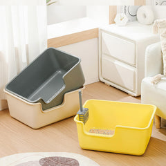 LoopTime cat litter box low-entry enables easy kitten access.