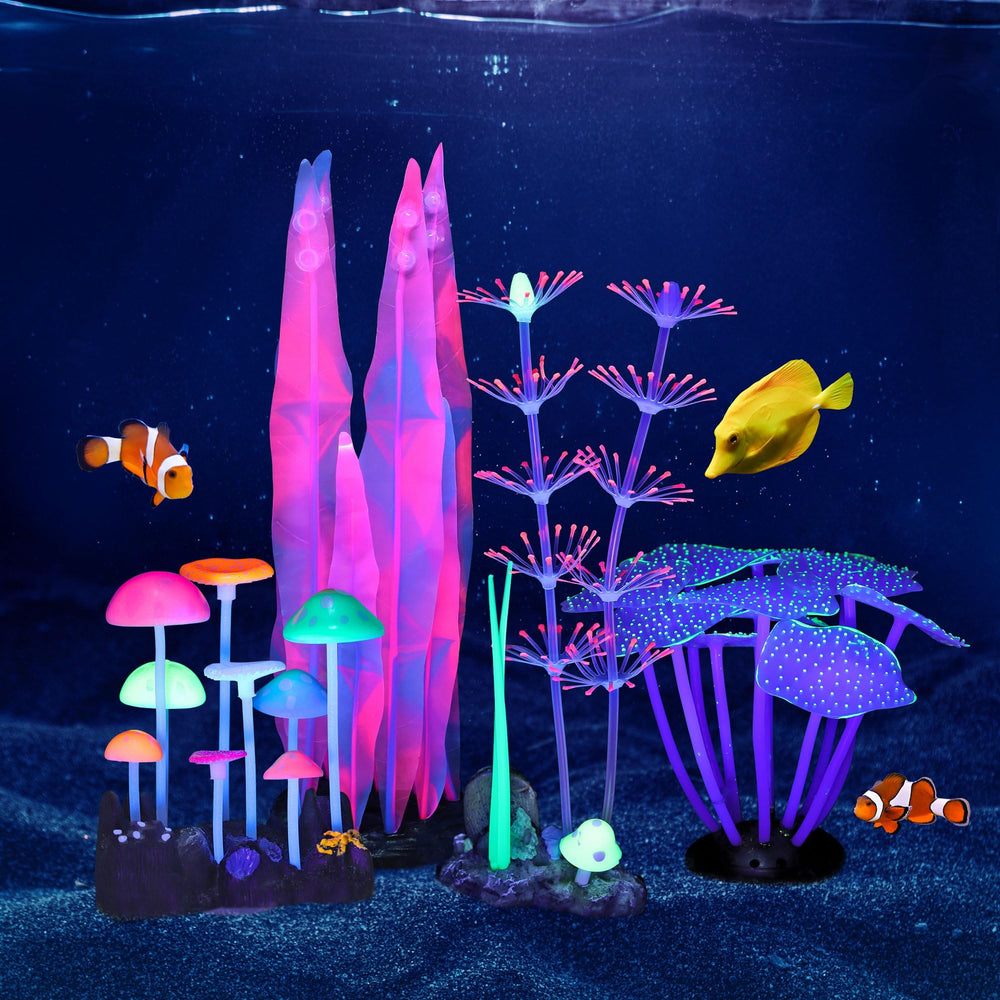 LPraer glow aquarium seaweed enhances underwater scenery when lit