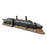 M2cbridge Titanic shipwreck hull detail provides a dramatic hideout for small fish.