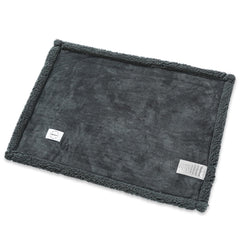 Maidewow washable pet blanket being machine washed keeps fur and grime away