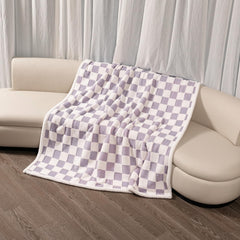 Maidewow waterproof pet blanket closeup shows plush jacquard and protective interior for spill protection.