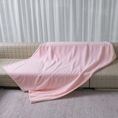 Maidewow waterproof pink dog blanket with flannel side for cozy warmth and easy care.