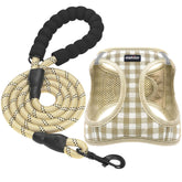 Matilor dog harness Step-in design makes on and off quick during daily walks.
