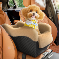 Mavora Max center-console setup keeps your dog close during car trips.