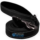 Max and Neo reflective nylon dog leash in black for safe, controlled walks.