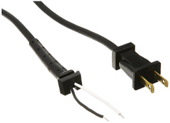 MD Heavy Duty AGC/AGP clipper replacement cord in use, enabling long, consistent grooming without batteries.