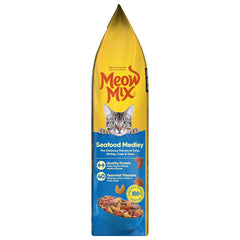 Meow Mix Seafood Medley serving dish for family mealtime