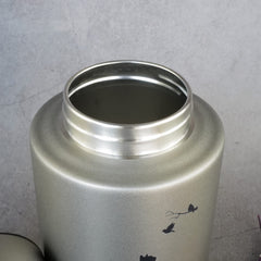 Mianachilu urn capacity up to 60 lbs ashes for larger keepsakes.