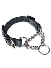 Collar Mighty Paw Martingale 2.0 con cadena de acero inoxidable para durabilidad.