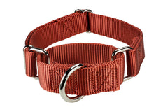 Mikivery Martingale brick red training use demonstrates gentle control during walks