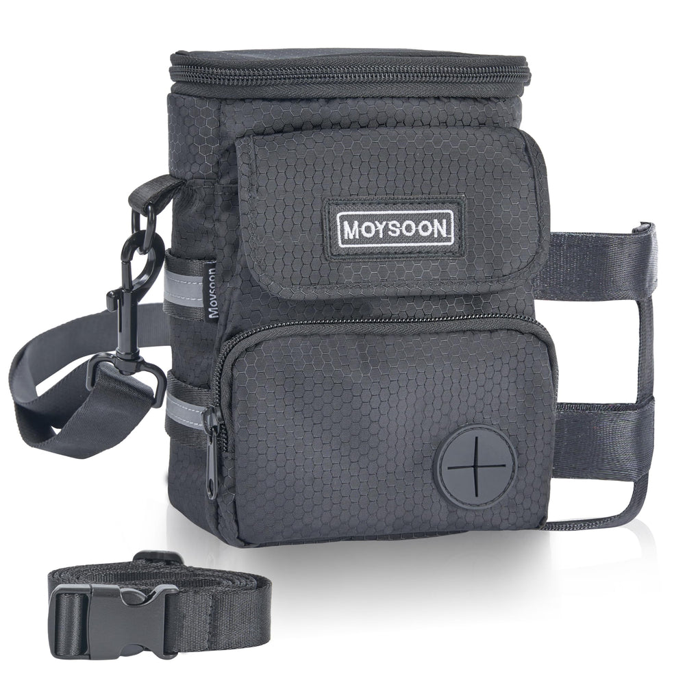 Moysoon dog training treat pouch waist belt clip offers hands-free walking.