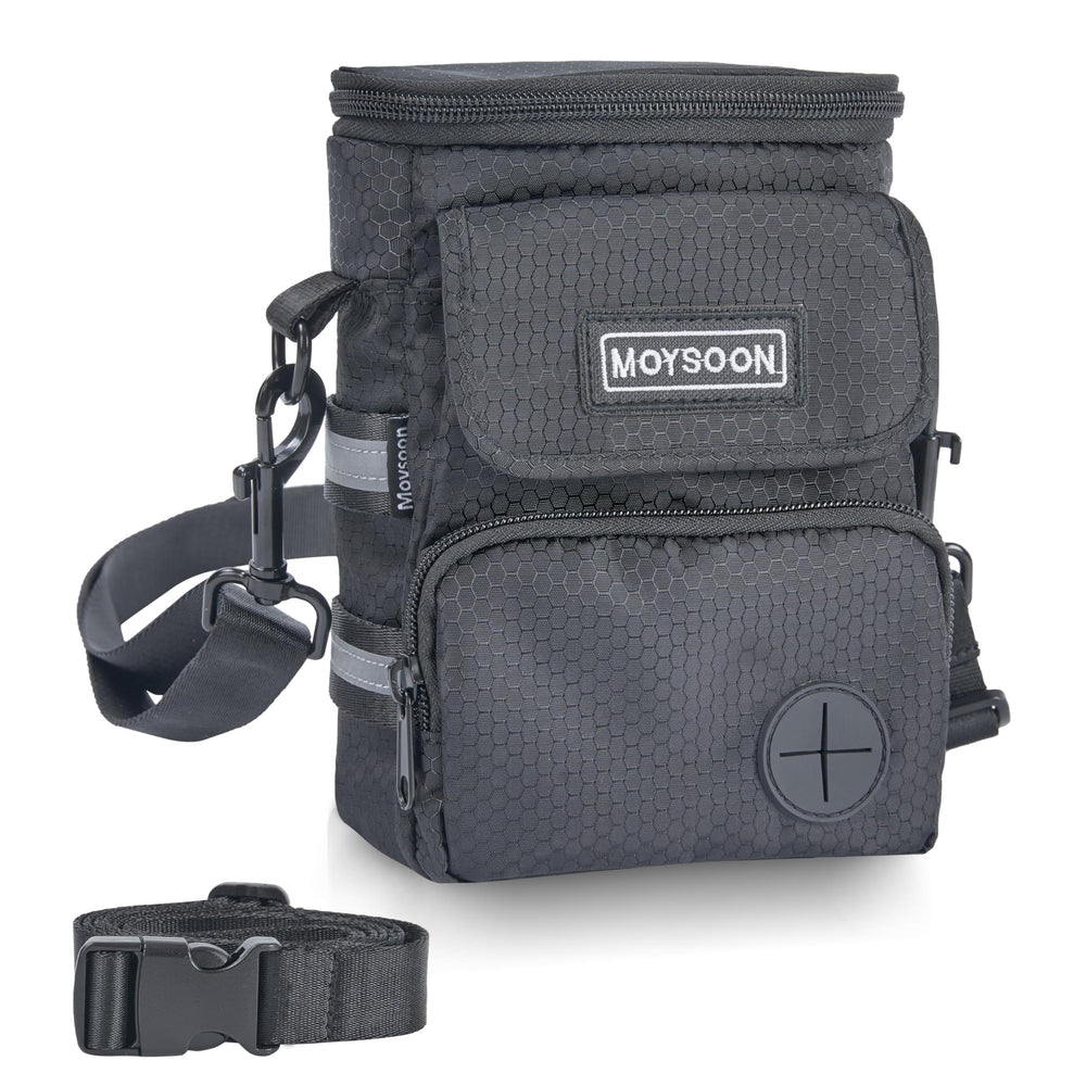 Moysoon dog training pouch worn at the waist for hands-free walks