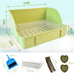 MUUG corner litter box guardrail—prevents spills and keeps enclosure tidy.