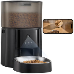 MZZ automatic feeder camera live view for real-time pet interaction during meals.