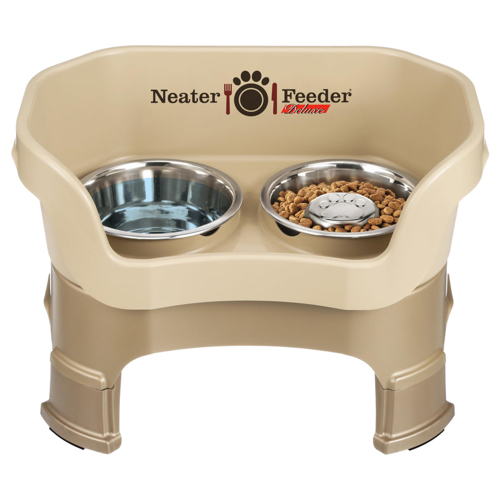 Neater Feeder Deluxe mess-proof station setup keeps feeding area tidy with contained spills.
