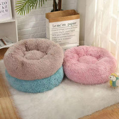 Nisrada washable bed cover demonstrates easy care and repeat cleaning.