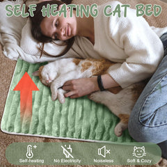 Nuanchu self-warming cat bed removable cover makes washing easy and keeps surfaces clean.