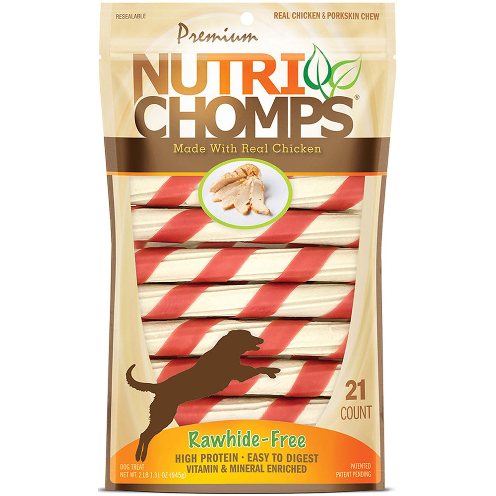 NutriChomps real chicken twist close-up for tasty dental engagement