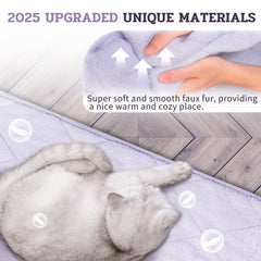 NWK Fluffy Self-Warming Cat Mat close-up shows soft faux rabbit fur texture.