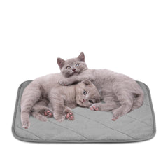 NWK Fluffy Self-Warming Cat Mat closeup texture highlights plush warmth for cozy naps.