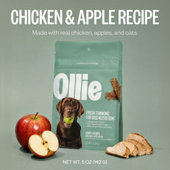 Gros plan Ollie jerky poulet-pomme, ingrédients simples et prononçables.
