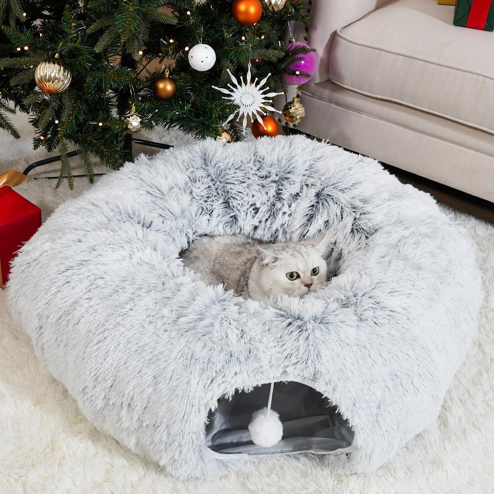 OOZAZEMM Christmas-tree cat tunnel design offers a playful hiding space for cats.