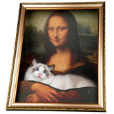 Oxfraki Mona Lisa cat bed front panel shows 3D art and cozy ambiance for photoshoots