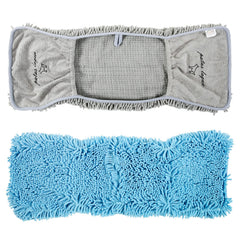 Patas Lague towel with hand pockets, drying action on a wet dog speeds up the post-bath routine.