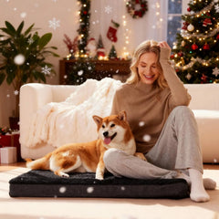 Patas Lague bed removable cover being washed, highlighting easy cleaning