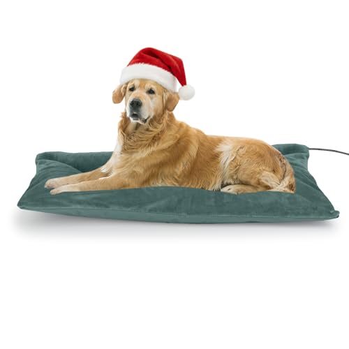 Petace Outdoor Heated Dog Bed with waterproof bottom keeps outdoor pets dry.