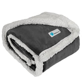 PetAmi dog blanket soft sherpa fleece close-up for cozy pet comfort