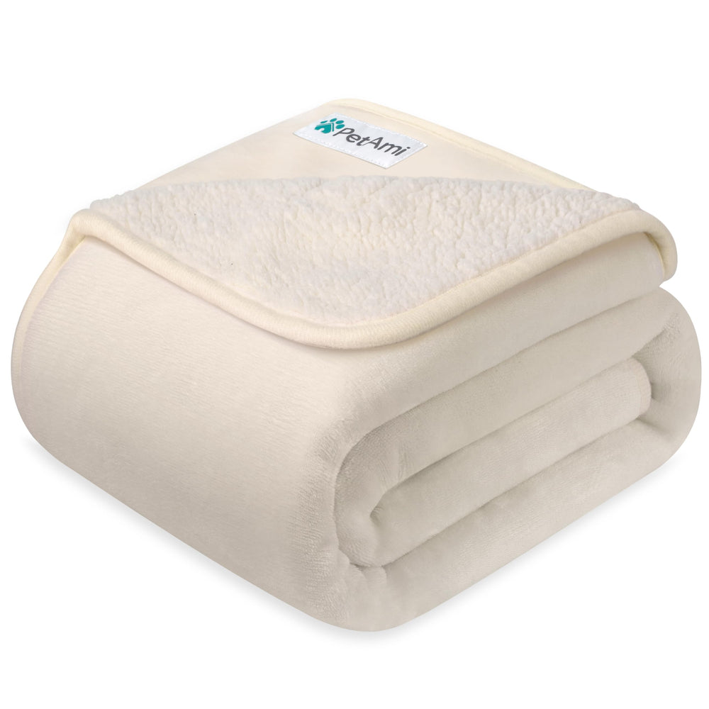 PetAmi waterproof dog blanket front view protects furniture from spills.