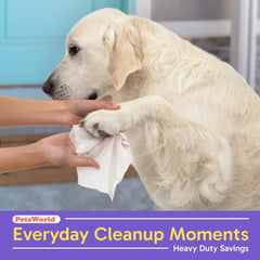 PETSWORLD wipes on paws and face for convenient daily grooming.