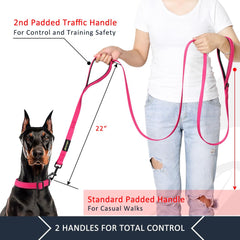 Plutus Pet padded handles closeup, showing comfort during long walks.