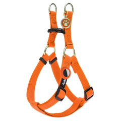 PUPTECK No Pull harness front view for comfortable, chest-focused control during walks.