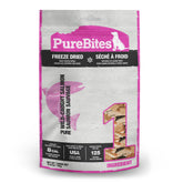 Golosina PureBites de salmón en empaque, ideal para premiar al perro