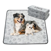 Qeils reusable puppy pad close-up shows absorbent fibers for quick cleanup.