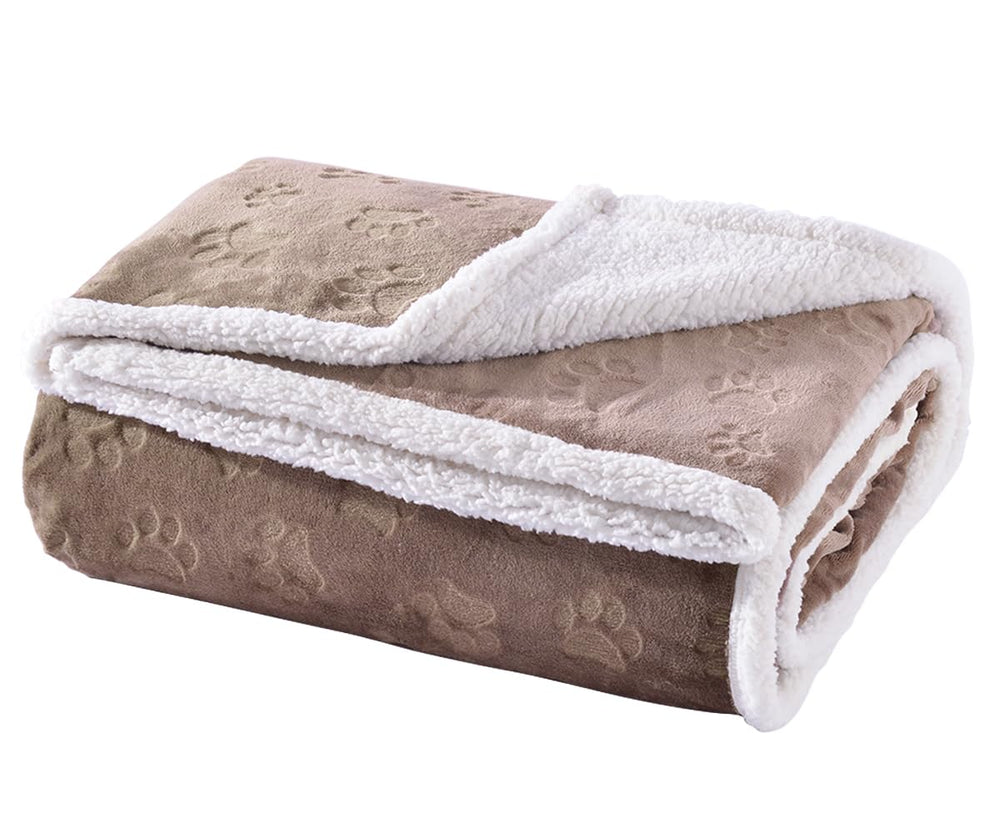 Qeils waterproof blanket bed-intimacy taupe – dual-sided warmth for cozy nights.