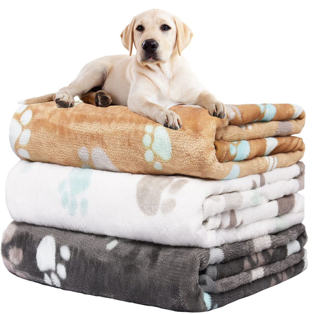 Rezutan dog blanket soft flannel grey closeup shows plush texture for cozy naps.