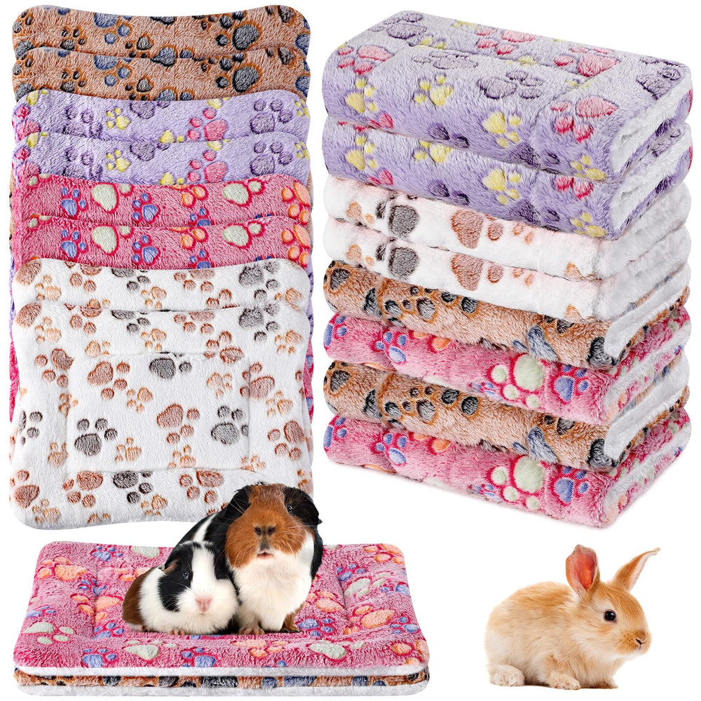 Ripeng eight-piece guinea pig bed mat set in bright colors for small pets.